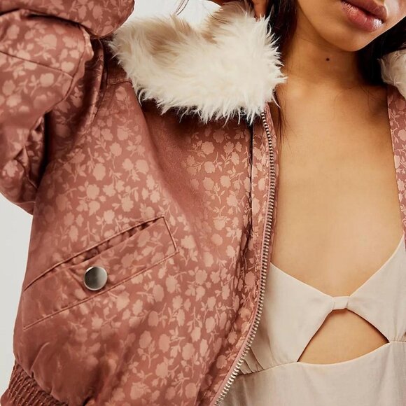 NWT Free People Floral Bomber Jacket XS Pink Cropped Puffer Boho Winter Gift - Picture 2 of 12